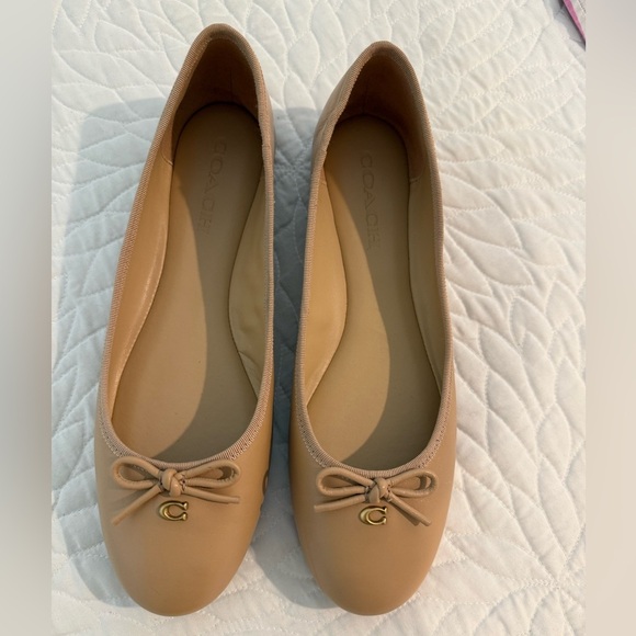 COACH - Alina Leather Ballet - Gently Used size 8 - Picture 3 of 10